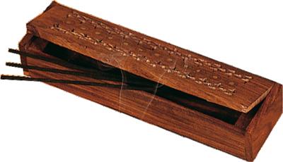 Boite pour encens. Ouvragée ‘grille’