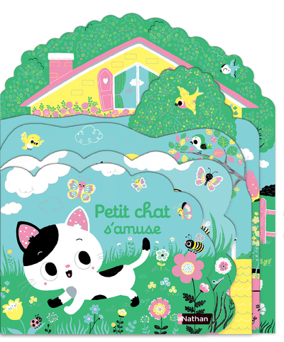 Petit chat s’amuse