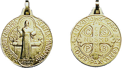 Médaille St Benoît – Métal Doré