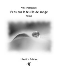 L'Eau sur la feuille de songe