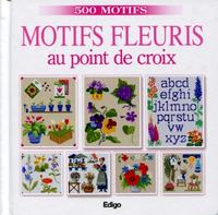 Motifs fleuris au point de croix