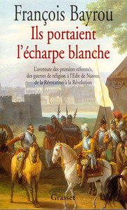 ILS PORTAIENT L'ECHARPE BLANCHE