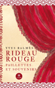 Rideau rouge - Paillettes et souvenirs