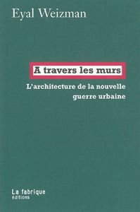 A travers les murs