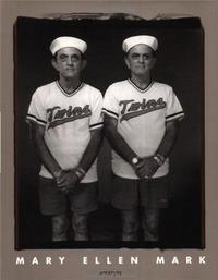 Mary Ellen Mark : Twins /anglais