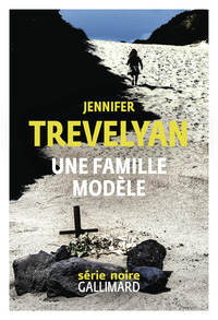 UNE FAMILLE MODELE