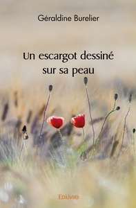 Un escargot dessiné sur sa peau