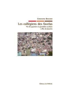 Collégiens des favelas