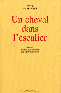 Un cheval dans l'escalier