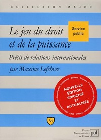 Le jeu du droit et de la puissance