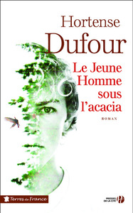 Le jeune homme sous l'acacia