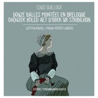 Douze balles montées en breloque