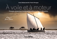 À voile et à moteur