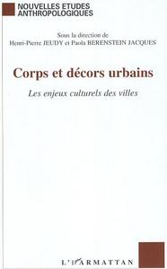 Corps et décors urbains