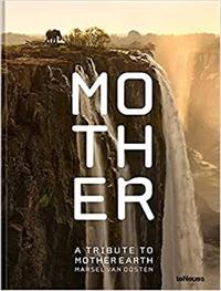 Mother : A Tribute to Mother Earth /anglais