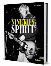Nineties Spirit Music Caught on Camera /anglais
