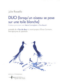 Duo (lorsqu'un oiseau se pose sur une toile blanche)