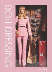 Doll Dressing /anglais
