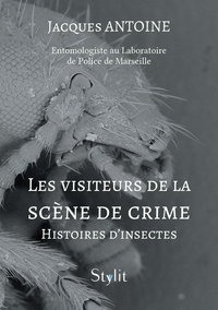 Les visiteurs de la scène de crime