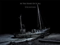 Petri Juntunen At the Heart of It All /anglais