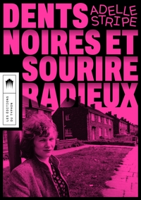 Dents noires et sourire radieux