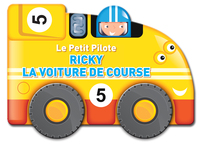 Le petit pilote Ricky la voiture de course