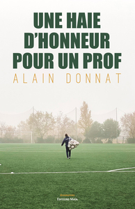 Une haie d'honneur pour un prof
