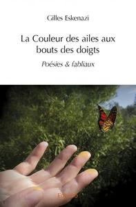 La couleur des ailes aux bouts des doigts