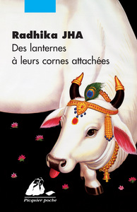 DES LANTERNES A LEURS CORNES ATTACHEES