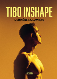 DERRIERE LA LUMIERE