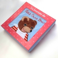 LA JOURNEE DE PETIT OURS BRUN - LIVRE TISSU