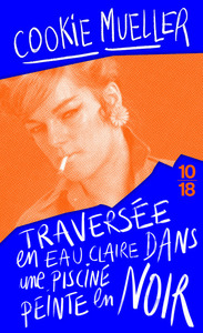 TRAVERSEE EN EAU CLAIRE DANS UNE PISCINE PEINTE EN NOIR