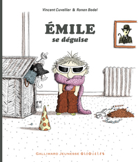 EMILE SE DEGUISE