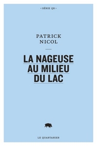 LA NAGEUSE AU MILIEU DU LAC