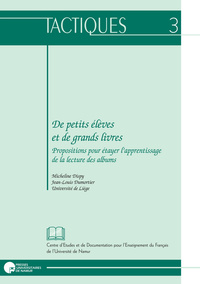 DE PETITS ELEVES ET DE GRANDS LIVRES.