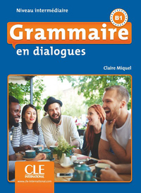 En dialogues Grammaire FLE intermédiaire + CD 2ème ED.