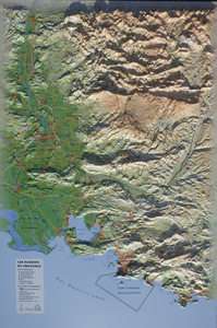 CARTE EN RELIEF DES MASSIFS DE PROVENCE