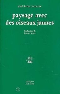 Paysage avec des oiseaux jaunes