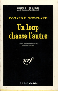 UN LOUP CHASSE L'AUTRE