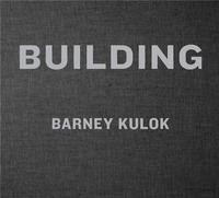 Barney Kulok Building /anglais
