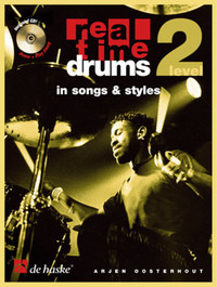 REAL TIME DRUMS IN SONGS & STYLES (D) BATTERIE +CD - VERSION ALLEMANDE