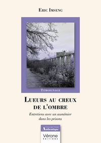 Lueurs au creux de l'ombre