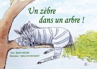 UN ZEBRE DANS UN ARBRE !