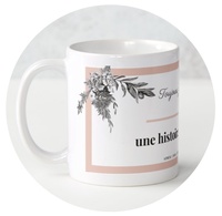 Mug Motif fleuri noir et cadre rose