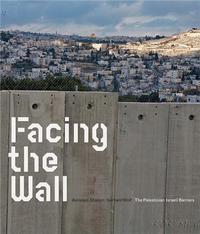 Facing the Wall /anglais