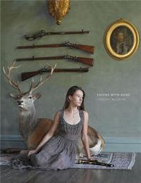 Lindsay McCrum Chicks with Guns /anglais