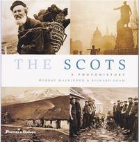 The Scots A Photohistory (Paperback) /anglais