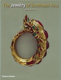 THE JEWELRY OF SOUTHEAST ASIA (PAPERBACK) /ANGLAIS