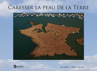 Caresser la peau de la Terre - photographies de voyage en paramoteur