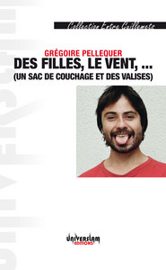 Picture of Des filles, le vent, ... (un sac de couchage et des valises)